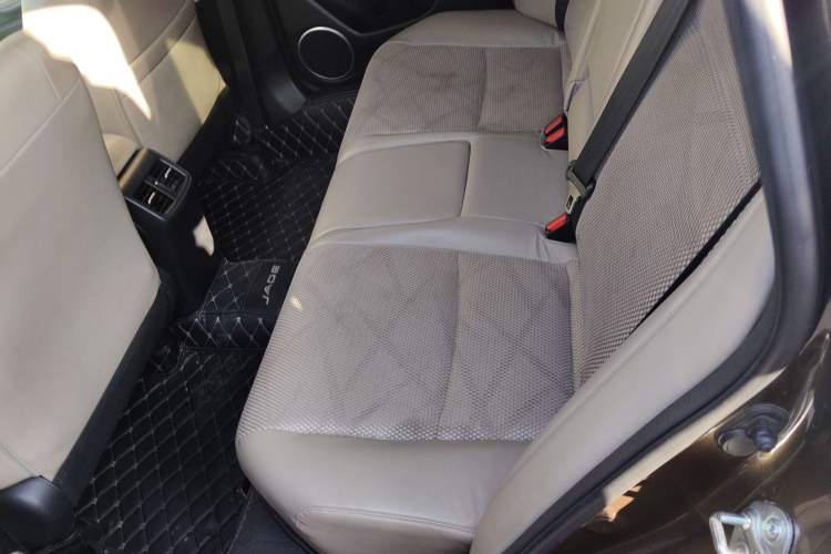 Used Honda Jade 2013 1.8L automatic Comfort version 5 seats
