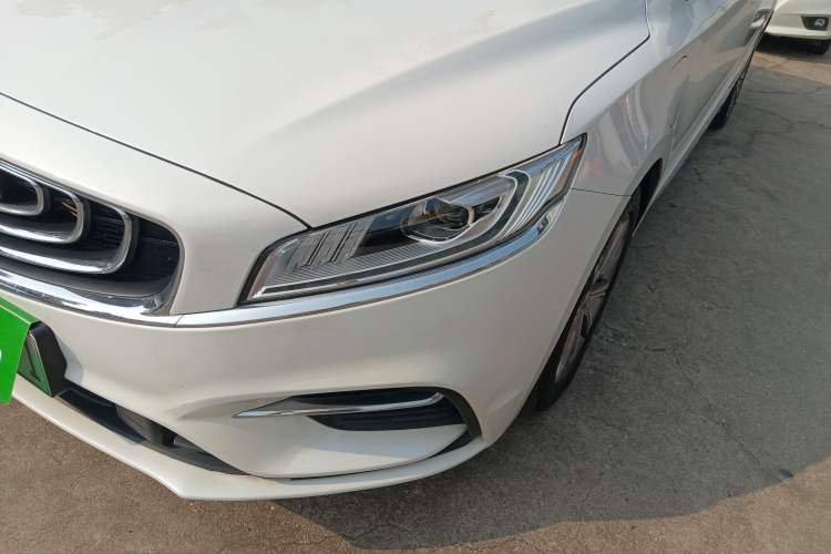 Used Geely Auto Emgrand GT New Energy 2018 1.5T PHEV Yaoxiang Edition Left Front Headlight