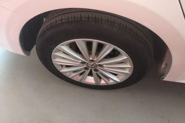 Used Volkswagen Gran Lavida 2013 1.6L Automatic Comfort Model