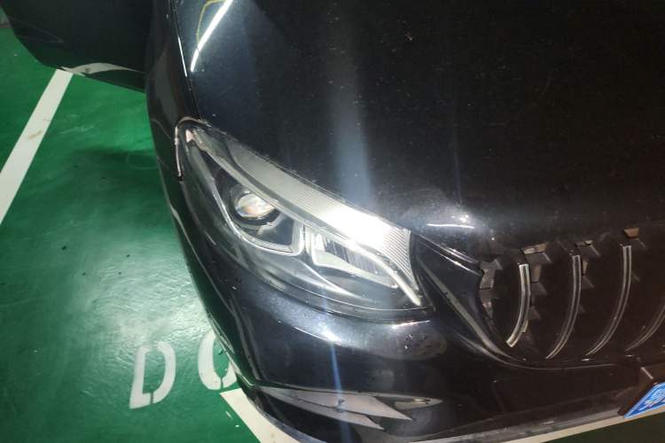 Used Mercedes-Benz GLC 2018 Facelift GLC 260 4MATIC Luxury Edition Right Front Headlight