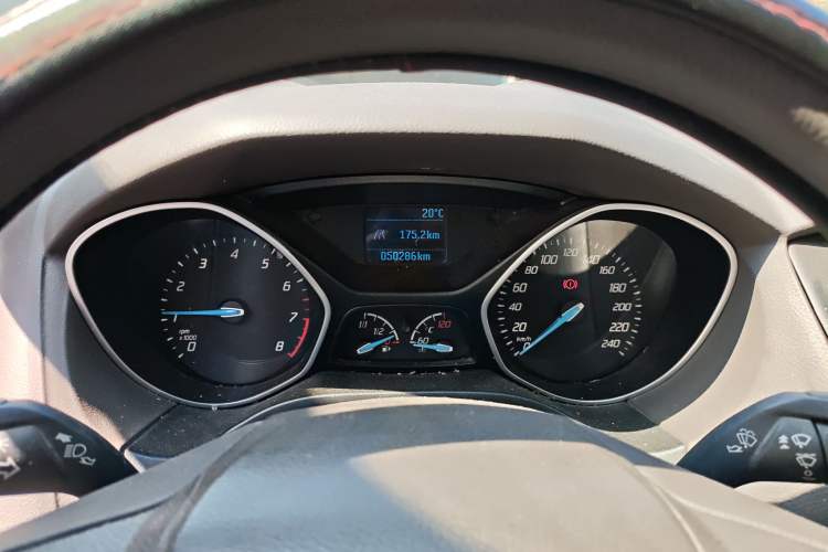 Used Ford Focus 2012 Sedan 1.6L Manual Comfort Model