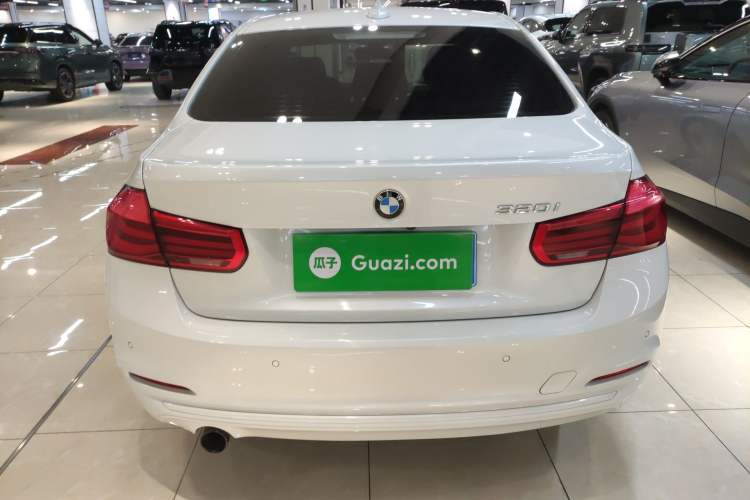 Used BMW 3 Series 2016 320i Fashion Model Rear