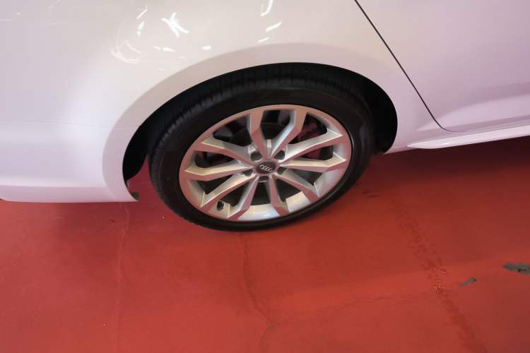 Used Audi A4L 2019 45 TFSI quattro Individual Sport Edition China V