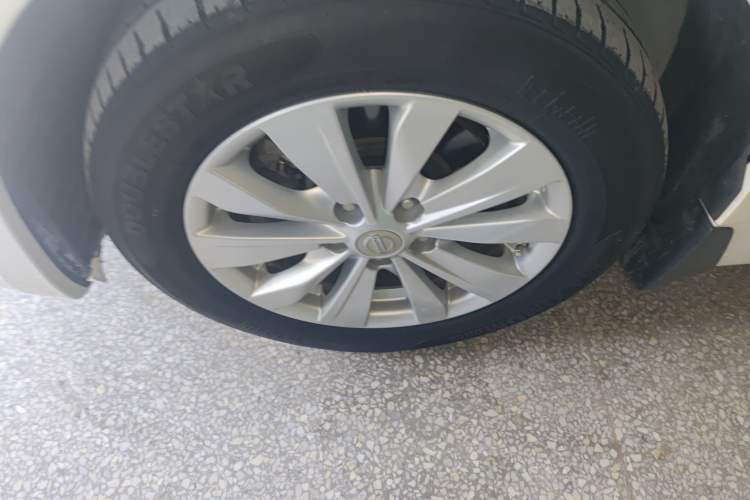 Used Nissan Teana 2016 Revised Version 2.0L XL Comfort Edition Left Front Wheel Hub