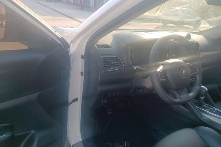 Used Renault Koleos 2018 2.0L Two-Wheel Drive Comfort Edition