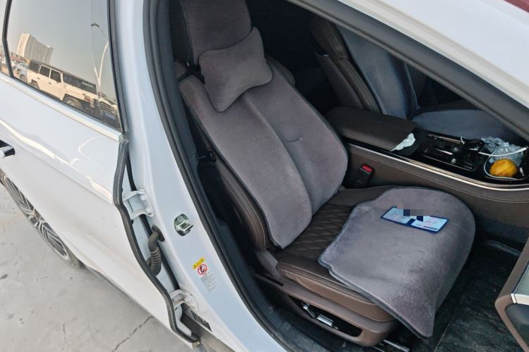 Used BYD Han 2023 DM-i Champion Edition 121KM Prestige Model
