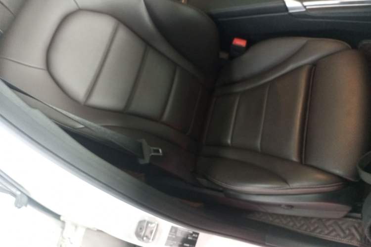 Used Mercedes-Benz GLC 2022 Facelift GLC 260 L 4MATIC Luxury Edition
