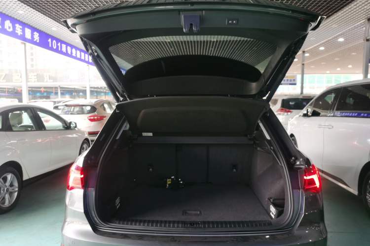 Used Audi Q3 2022 35 TFSI Fashion Dynamic Model
