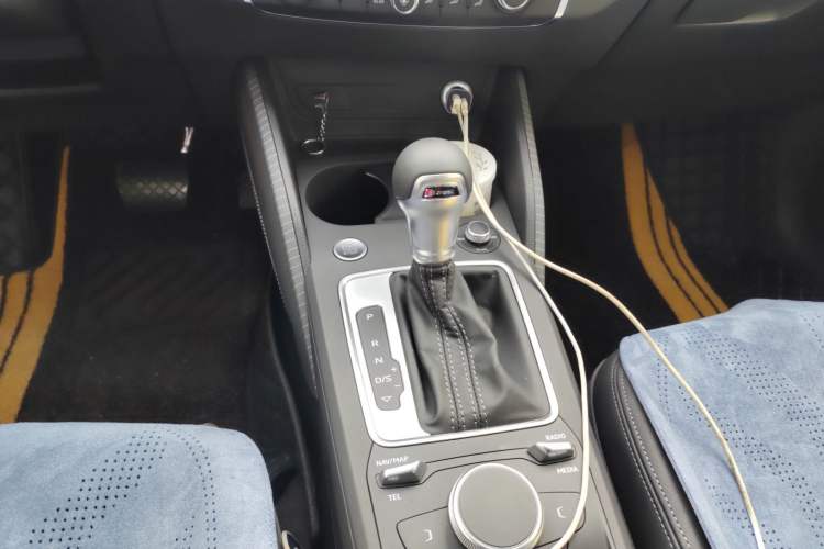 Used Audi Q2L 2023 35TFSI Fashion Dynamic Model
