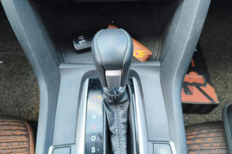 Used Honda Civic 2016 220TURBO CVT Luxury Edition
