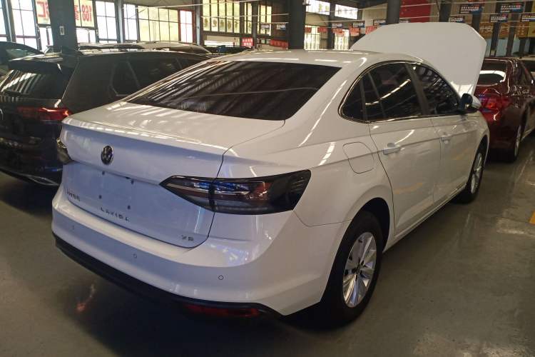 Used Volkswagen Lavida 2025 New Sharp 1.5L Outstanding New Edition Rear Right 45 Deg