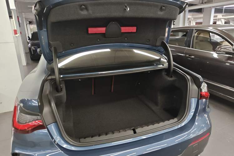 Used BMW 4 Series 2021 425i M Sport Night Edition
