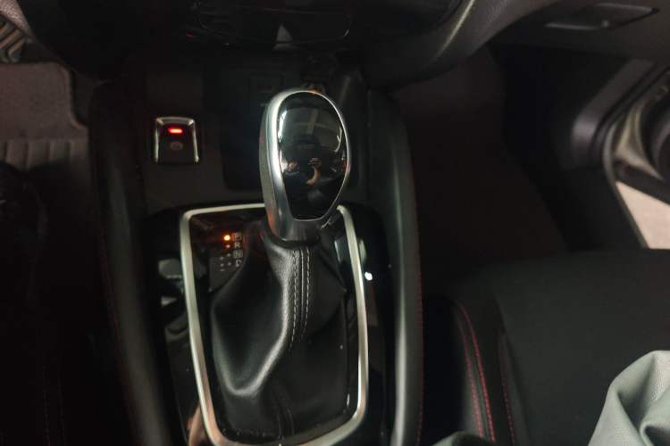 Used Nissan Qashqai 2019 2.0L CVT Smart Enjoyment Version Gear Lever