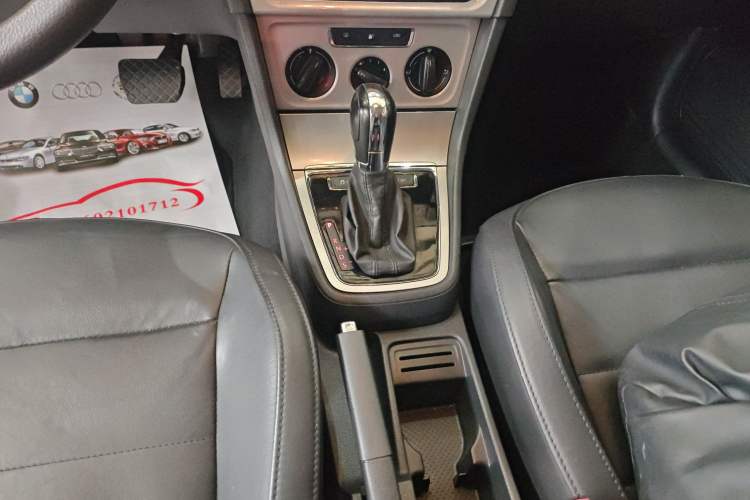 Used Volkswagen Gran Lavida 2013 1.6L Automatic Comfort Model
