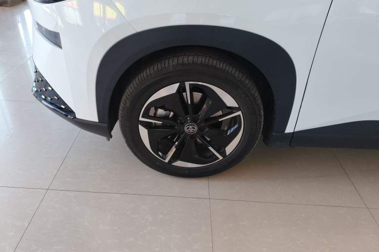 Used Toyota BZ 3X 2025 520 Pro Left Front Wheel Hub