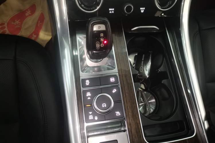 Used Land Rover Range SportNew Energy 2018 P400e
