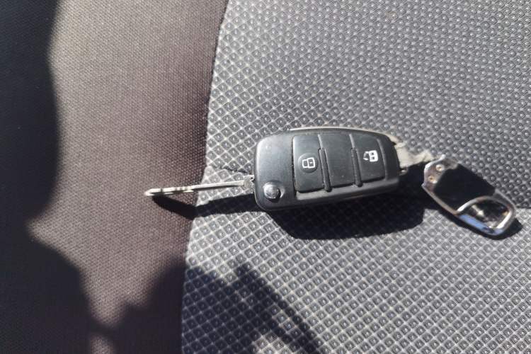 Used JAC Refine M3 2016 IKEA Edition 1.6L Luxury Smart Model