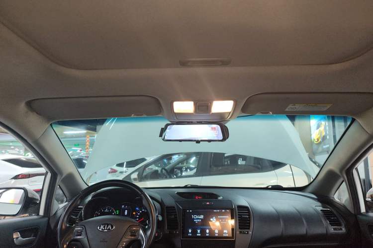 Used Kia K3 2016 1.6L Automatic GLS Headliner