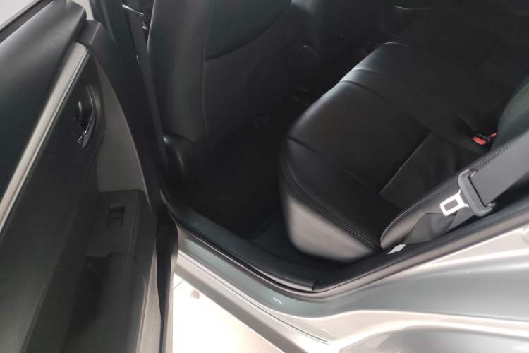 Used Toyota Corolla 2017 Revised Version 1.2T S-CVT GL