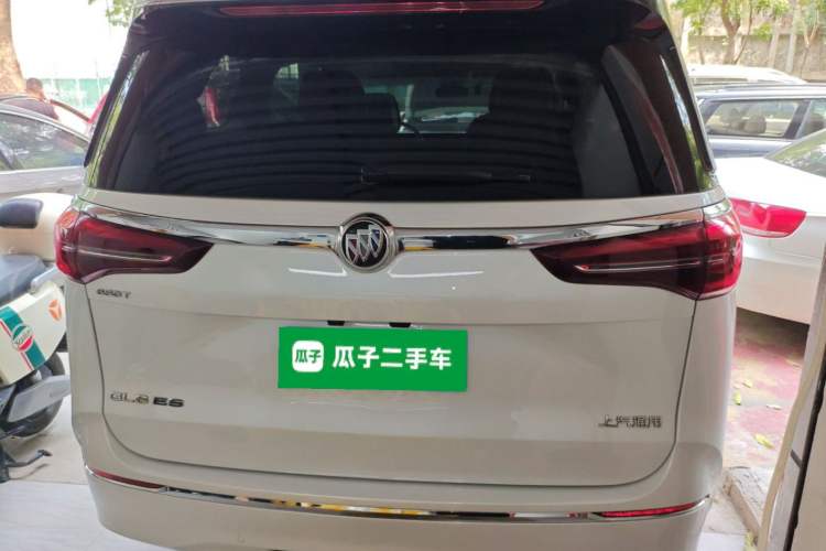 Used Buick GL8 2020 ES Land Cruiser 653T Luxury Model Rear