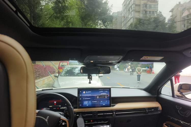 Used Lincoln Corsair 2022 2.0T Two-Wheel Drive Luxury Edition Headliner