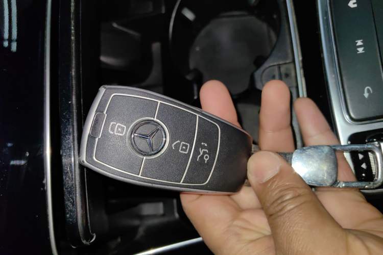 Used Mercedes-Benz GLC 2022 Refreshed GLC 260 L 4MATIC Dynamic Edition