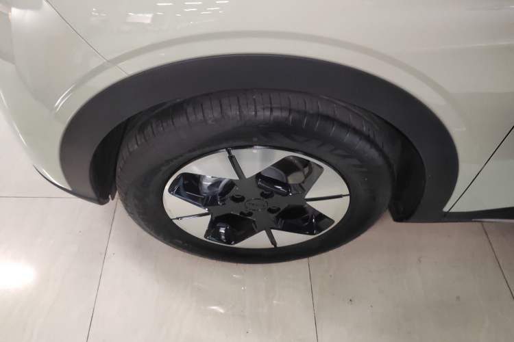 Used Geely Galaxy Geome 2025 310km Dream Edition Left Front Wheel Hub