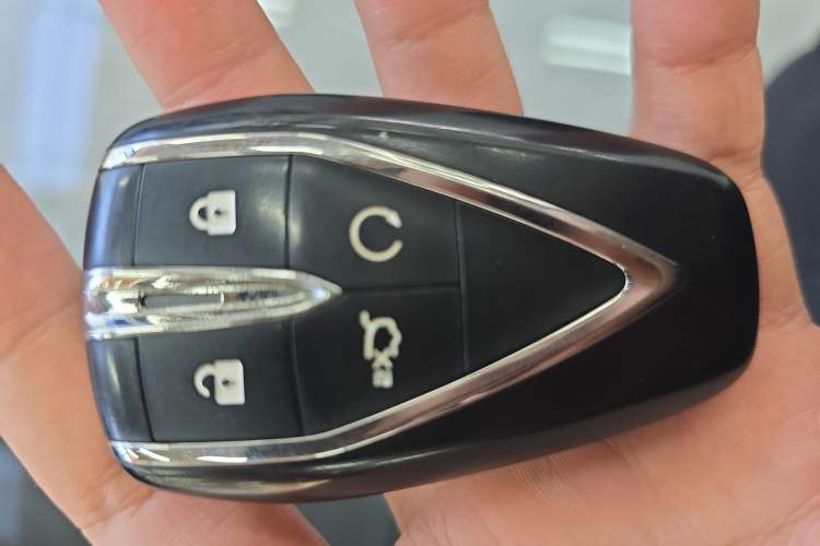 Used CHANGAN OSHAN X5 PLUS 2023 1.5T DCT Enjoyment Version Vehicle Key