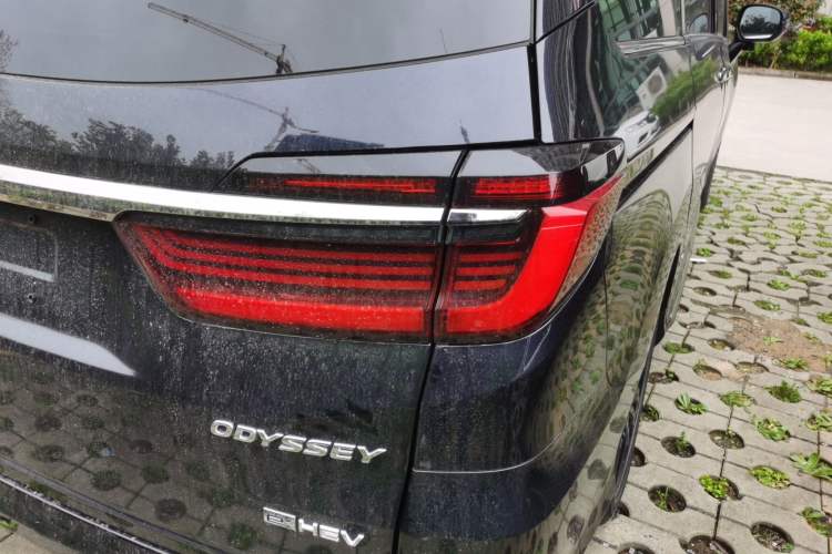 Used Honda Odyssey 2024 2.0L eHEV Sharp·Luxury Edition Exterior 3