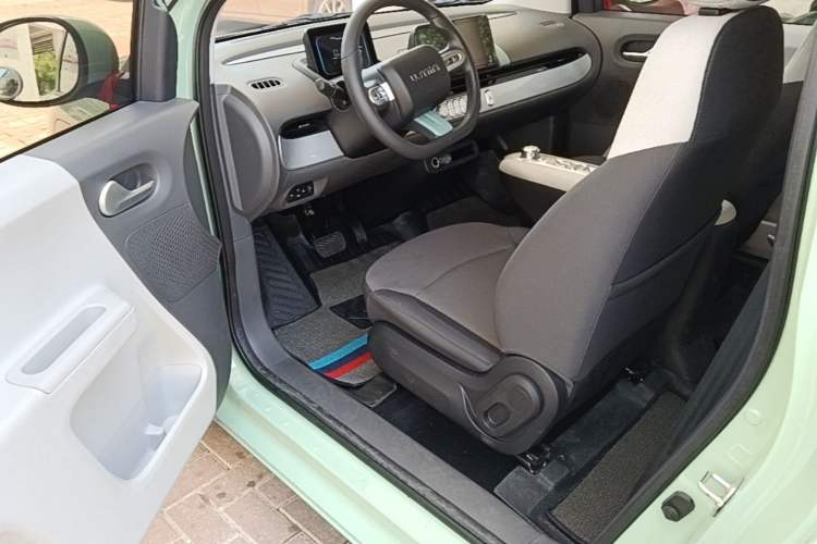 Used CHANGAN NEVO Lumin 2025 205 km Xiangqin Version