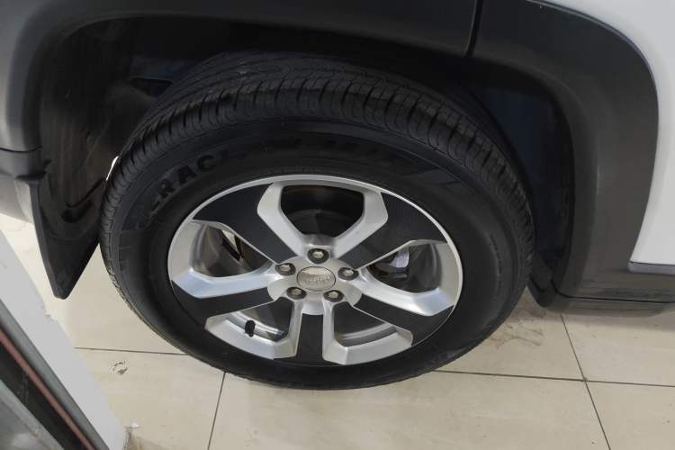 Used Jeep Compass 2019 220T Automatic Family Edition
