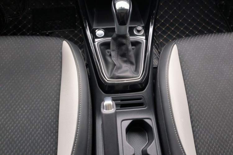 Used Volkswagen Tacqua 2023 200TSI DSG Joy-Connect Edition