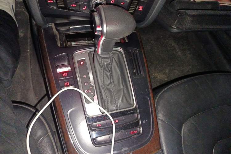 Used Audi A4L 2013 35 TFSI Automatic Comfort Model