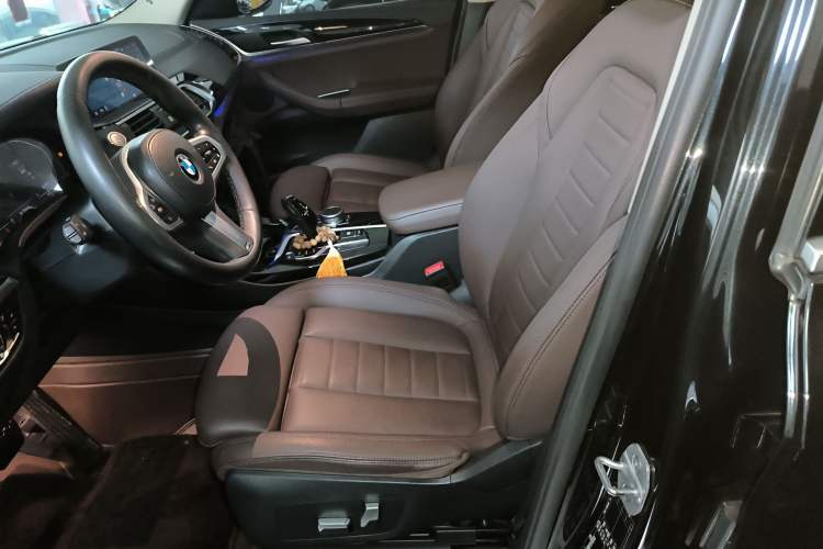 Used BMW X3 2021 xDrive25i M Sport Package Left Front Seat