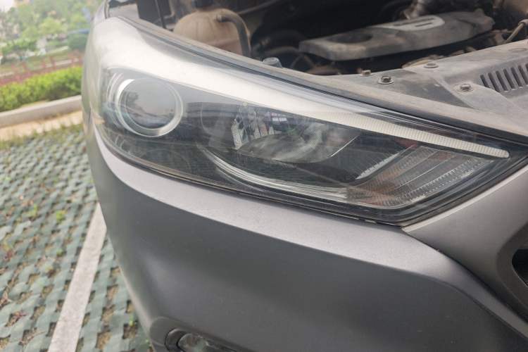 Used Hyundai Tucson 2015 1.6T Dual-Clutch Two-Wheel-Drive Smart Model
