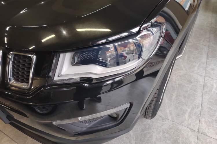 Used Jeep Compass 2019 220T Automatic Family Enjoyment Four-Wheel Drive Edition