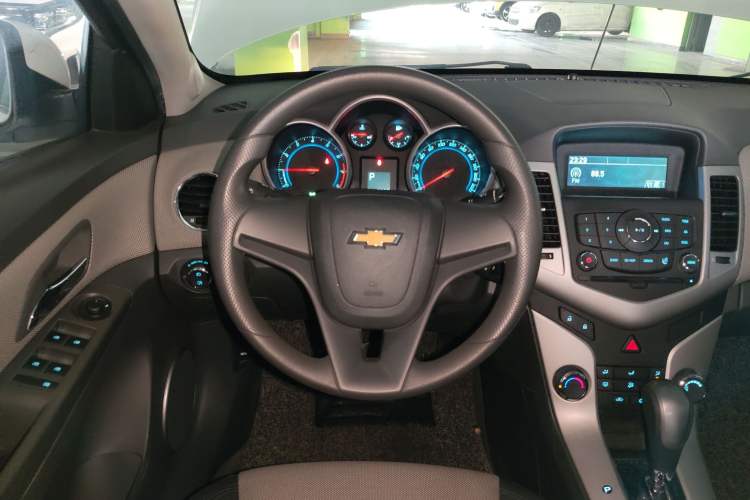 Used Chevrolet Cruze 2013 1.8L SE AT