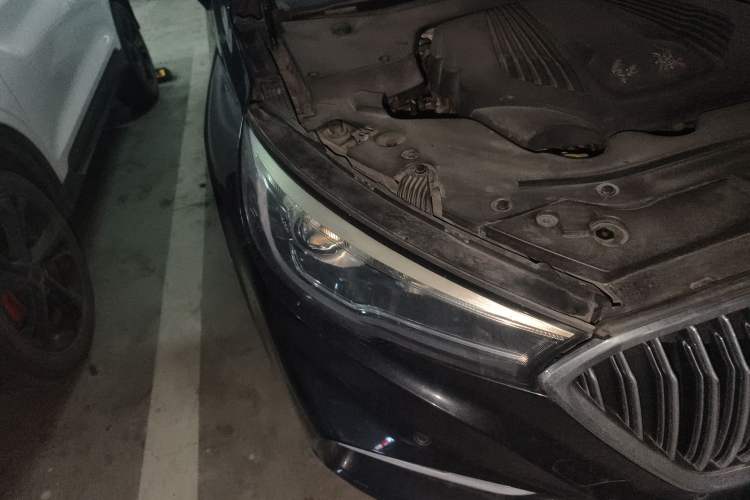 Used Hongqi H5 2019 30TD Smart Connect Dynamic Edition Right Front Headlight