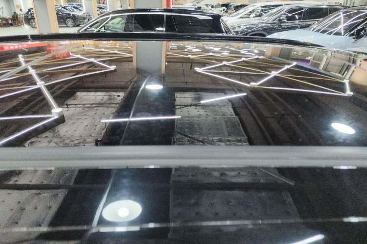 Used Nio ES7 2024 75 kWh Roof