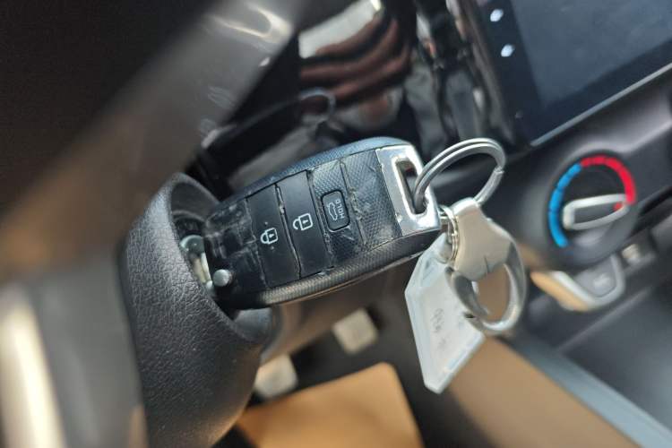 Used Kia K2 2017 Sedan 1.4L Manual Transmission GLS