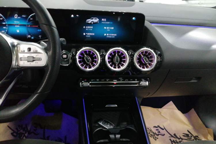 Used Mercedes-Benz EQA 2022 EQA 300 4MATIC Launch Edition