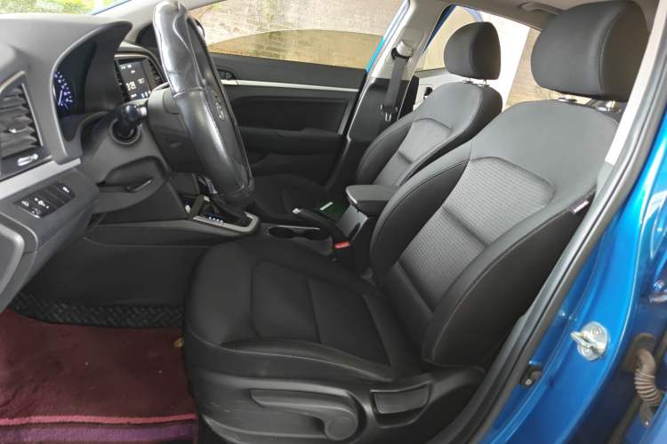 Used Hyundai Elantra (6th Generation / Lingdong) 2018 1.6L Automatic 15th Anniversary Special Edition Left Front Seat