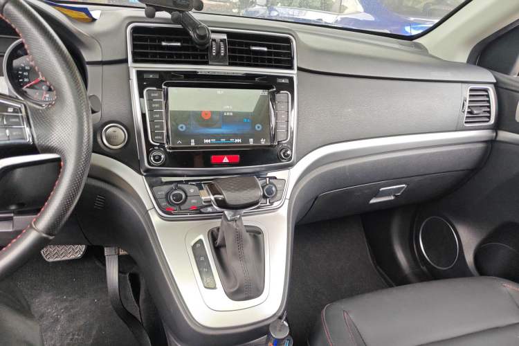 Used Haval M6 2018 Revised Version 1.5T DCT Two-Wheel Drive Elite Edition
