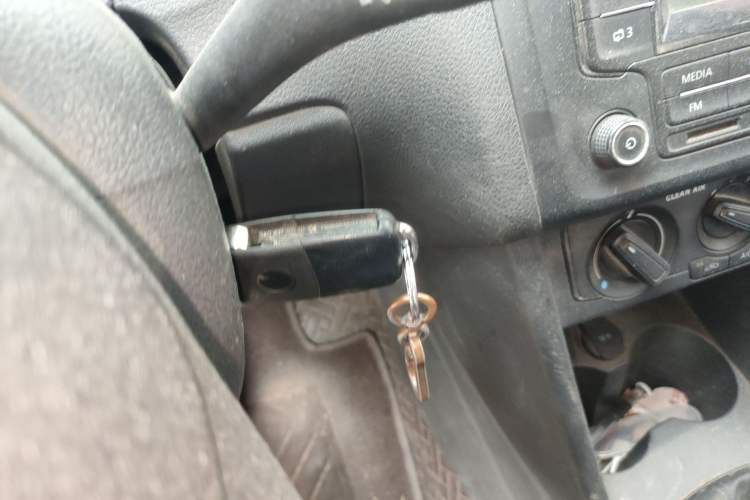 Used Volkswagen Polo 2016 1.4L Manual Fashion Model