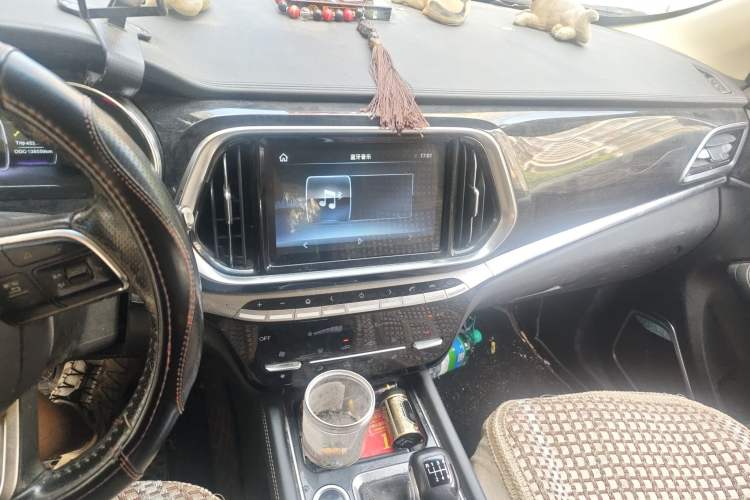 Used JETOUR X90 2019 1.5T Manual Enjoyment Model 6 Seats China VI Standard
