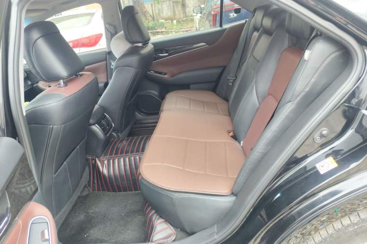 Used Toyota Crown 2018 2.0T Sport Edition Left Rear Seat