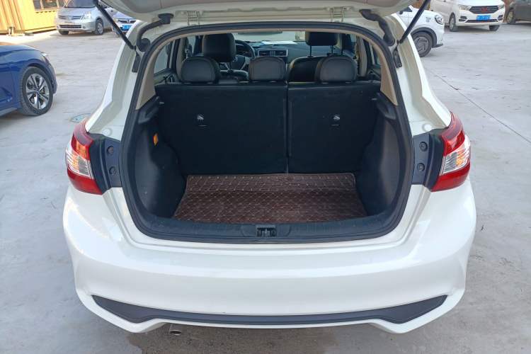 Used Nissan Tiida 2016 1.6L CVT Smart Drive Edition