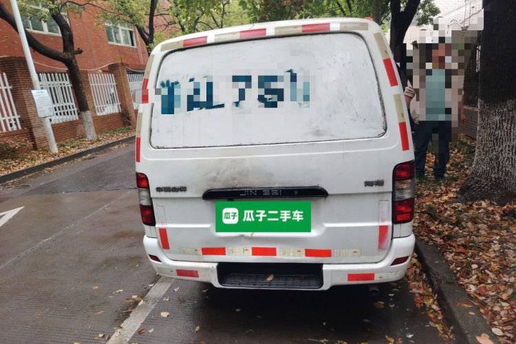 Used Jinbei Hiace 2020 2.0L Express King Series Deluxe Van Standard Roof China VI Emission Standard 1TZS