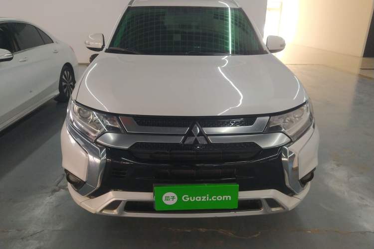 Used Mitsubishi Outlander 2021 2.0L Two-Wheel Drive Comfort Edition 5 Seats

