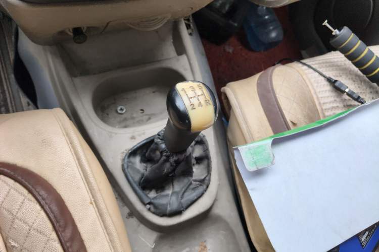 Used Wuling Hongguang 2014 1.2L Standard Model China IV